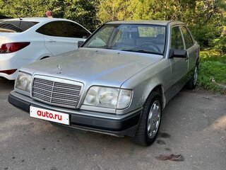 1988 Mercedes-Benz W124 230 5-speed, серый, 250000 рублей, вид 1