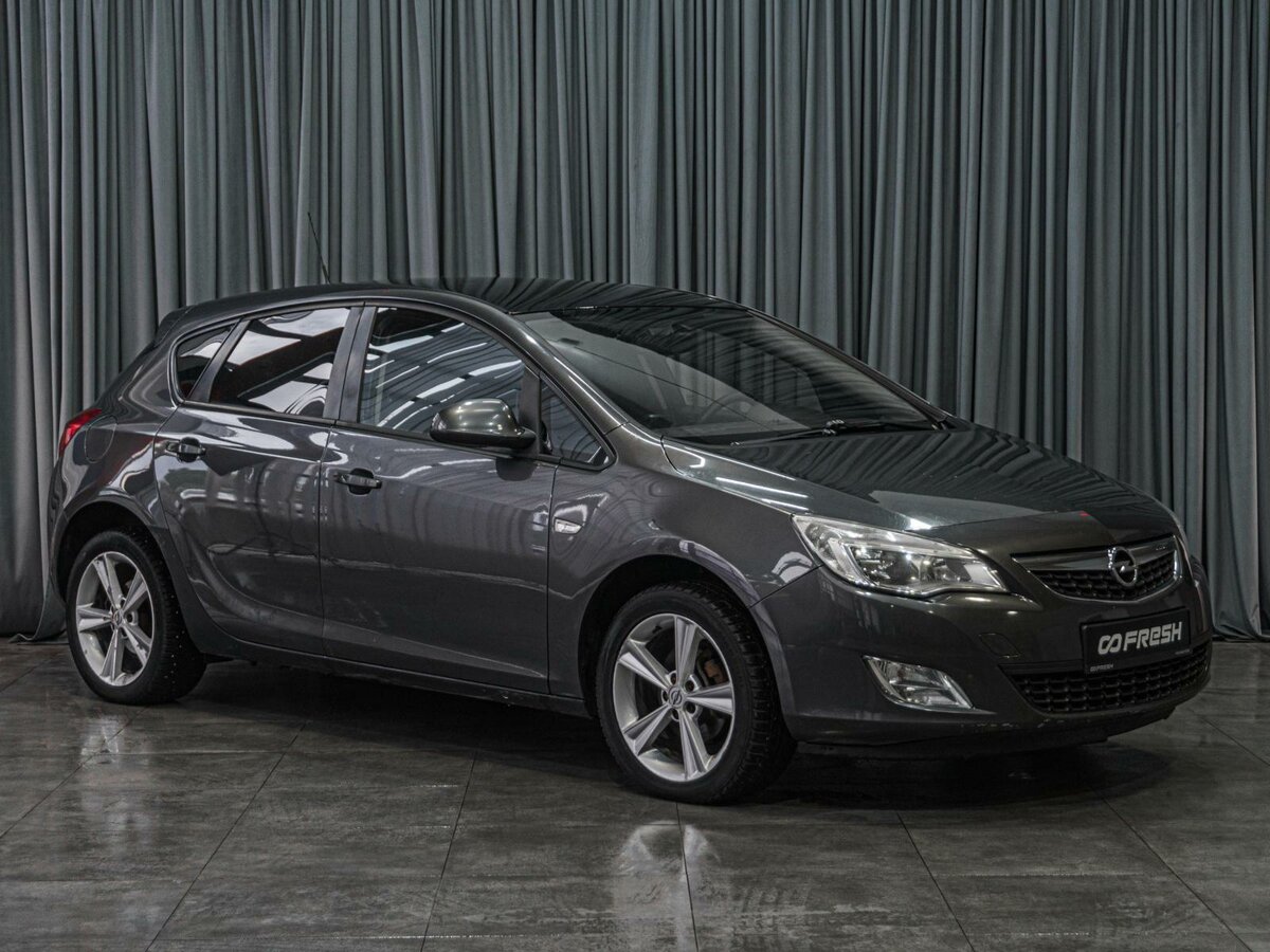 Opel Astra J