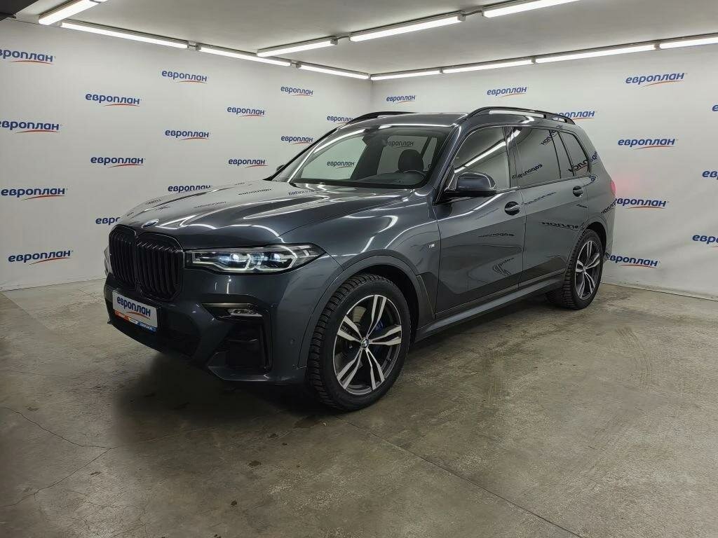 BMW X7 40i I (G07)