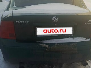 2000 Volkswagen Passat B5, зелёный, 499000 рублей, вид 1