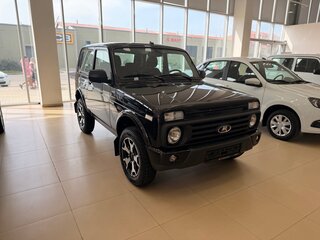 2026 Lada (ВАЗ) Niva Legend, чёрный, 1239000 рублей, вид 1