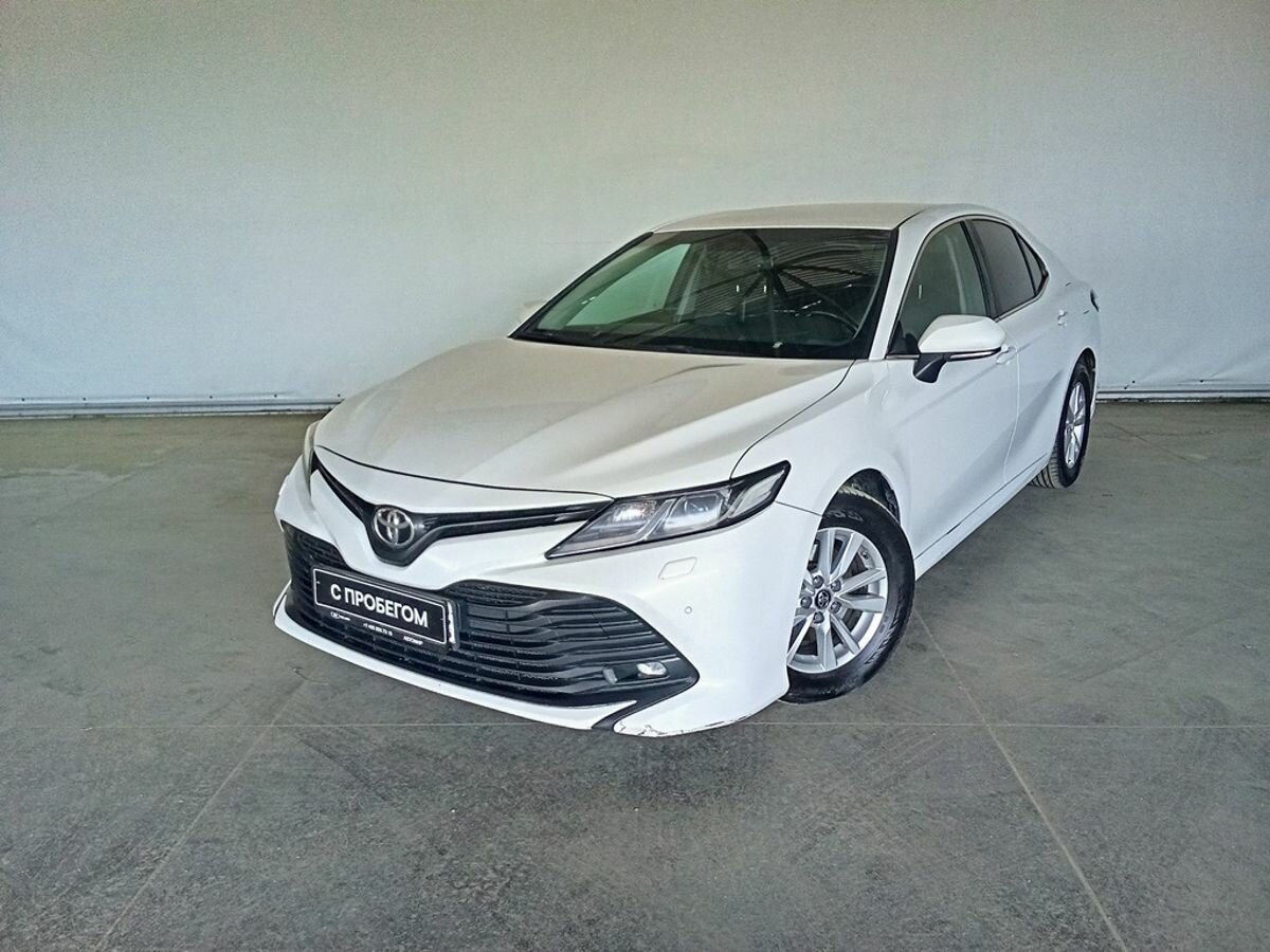 Toyota Camry VIII (XV70)