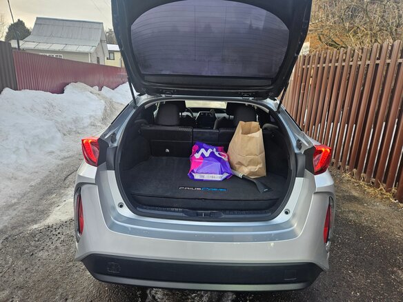 2018 Toyota Prius PHV ZVW52 IV (XW50), серый, 2050000 рублей - вид 13