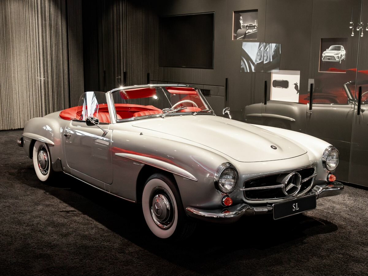 Mercedes-Benz 190 SL R121