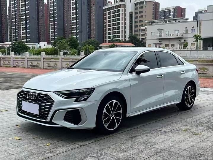 Audi A3 35 TFSI IV (8Y)