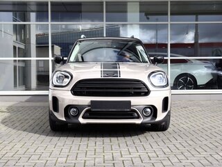 2022 Mini Countryman Cooper II Рестайлинг, белый, 2650000 рублей, вид 2