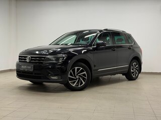 2018 Volkswagen Tiguan II, чёрный, 2430000 рублей, вид 1