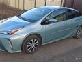 2019 Toyota Prius IV Рестайлинг (XW50), зелёный, 2280000 рублей - вид 1