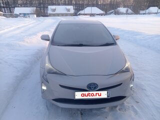 2016 Toyota Prius IV (XW50), бежевый, 1500000 рублей, вид 1