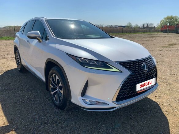 2020 Lexus RX 300 IV Рестайлинг, белый, 4450000 рублей - вид 1