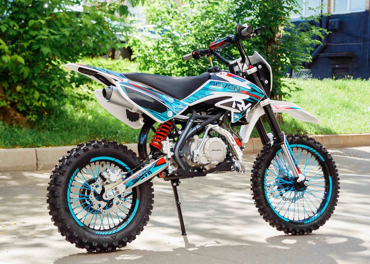 Regulmoto Seven 125E