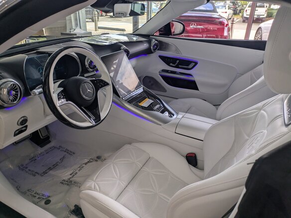 2025 Mercedes-Benz Maybach SL SL 680, красный, 35271738 рублей - вид 17