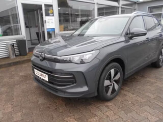2025 Volkswagen Tiguan III, серый, 5970299 рублей, вид 1