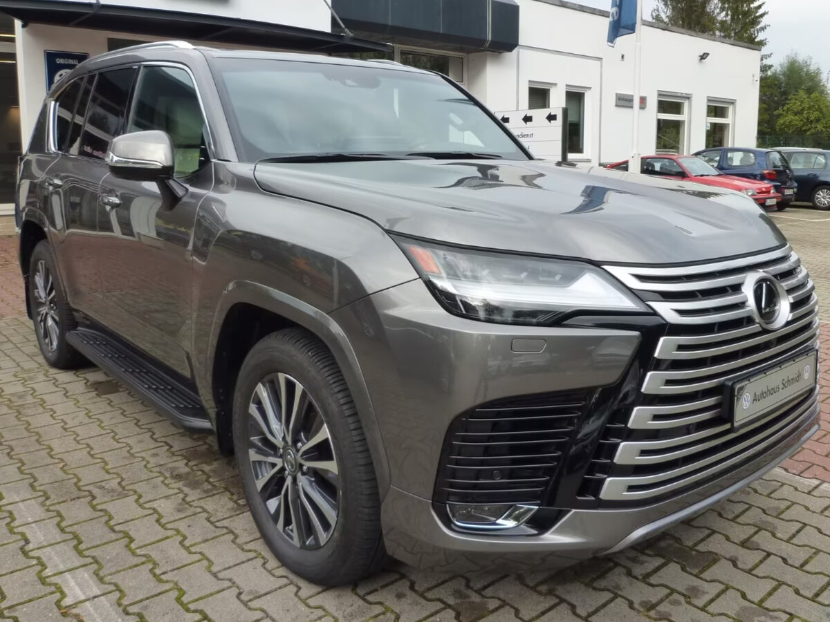 Lexus LX IV