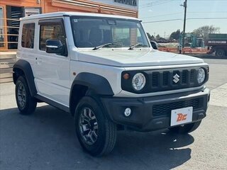 2022 Suzuki Jimny Sierra IV, бежевый, 1970000 рублей, вид 1