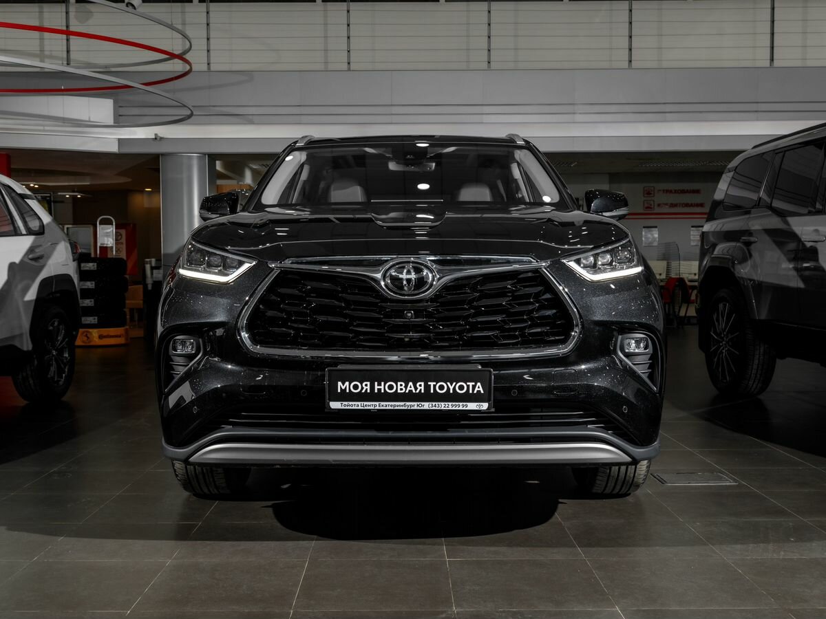 Toyota Highlander IV (XU70)