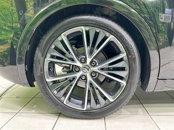 2025 Toyota Prius V (XW60), чёрный, 3670000 рублей - вид 14