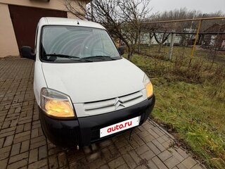 2010 Citroen Berlingo I Рестайлинг, белый, 300000 рублей, вид 1