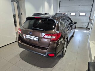 2017 Subaru Outback V, коричневый, 1599000 рублей, вид 4
