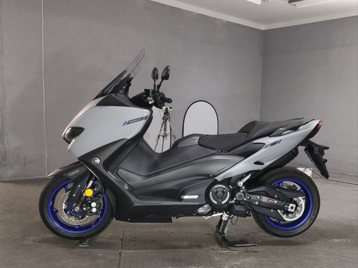 Yamaha TMAX