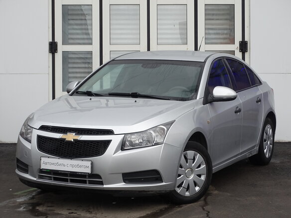 Купить б/у Chevrolet Cruze I 1.8 MT (141 л.с.) бензин механика в Москве ...