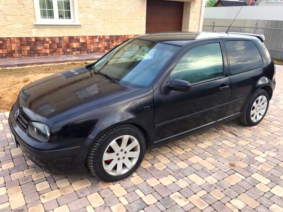 Volkswagen Golf 4 купе черный