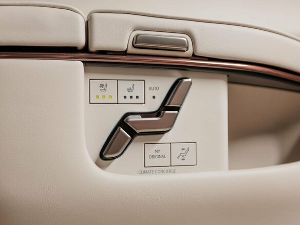 2025 Lexus LM 350h II, чёрный, 15450000 рублей - вид 27