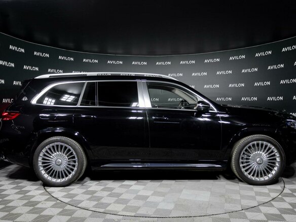 2025 Mercedes-Benz Maybach GLS 600 I Рестайлинг, чёрный, 29490000 рублей - вид 3