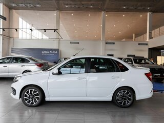 2026 Lada (ВАЗ) Granta Drive Active/Sportline Sportline I Рестайлинг, белый, 1364000 рублей, вид 3