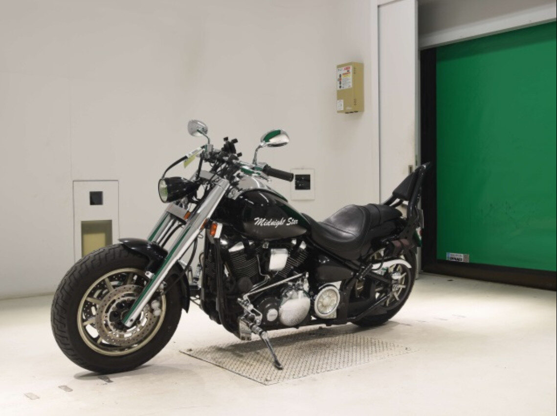 Yamaha XV 1700 Road Star