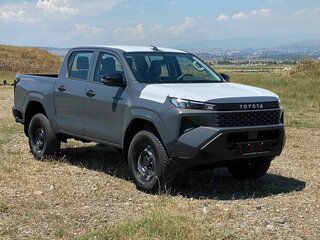 Toyota Hilux IX
