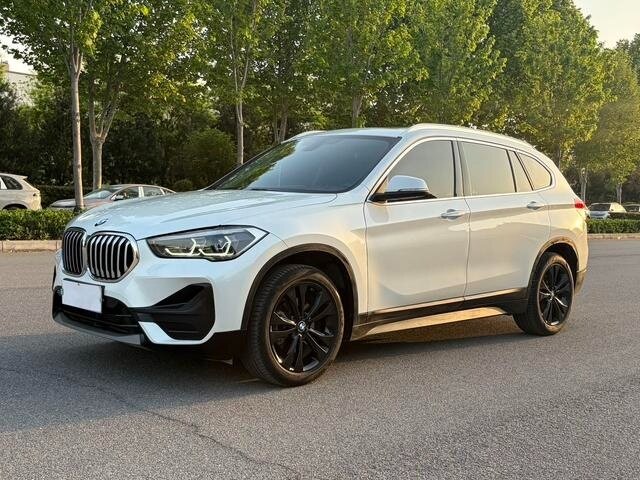 BMW X1 Long 20Li sDrive II (F48) Рестайлинг