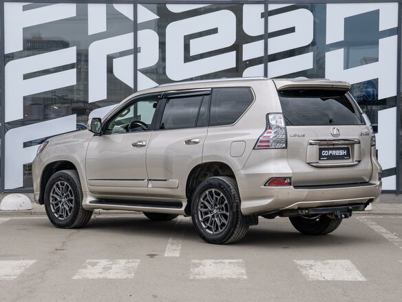 2015 Lexus GX 460 II Рестайлинг, бежевый, 3790000 рублей - вид 1