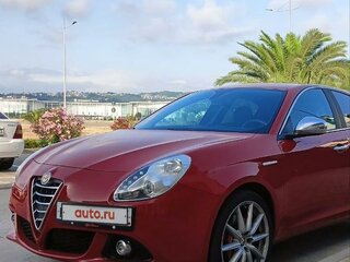 2014 Alfa Romeo Giulietta III, красный, 1500000 рублей, вид 1