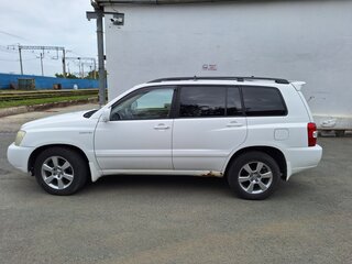 2005 Toyota Highlander I (XU20) Рестайлинг, белый, 665000 рублей, вид 5
