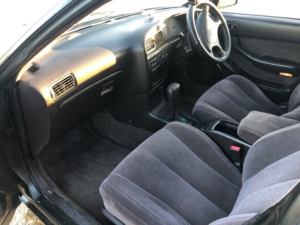 1992 Toyota Camry Prominent V30, серый - вид 4