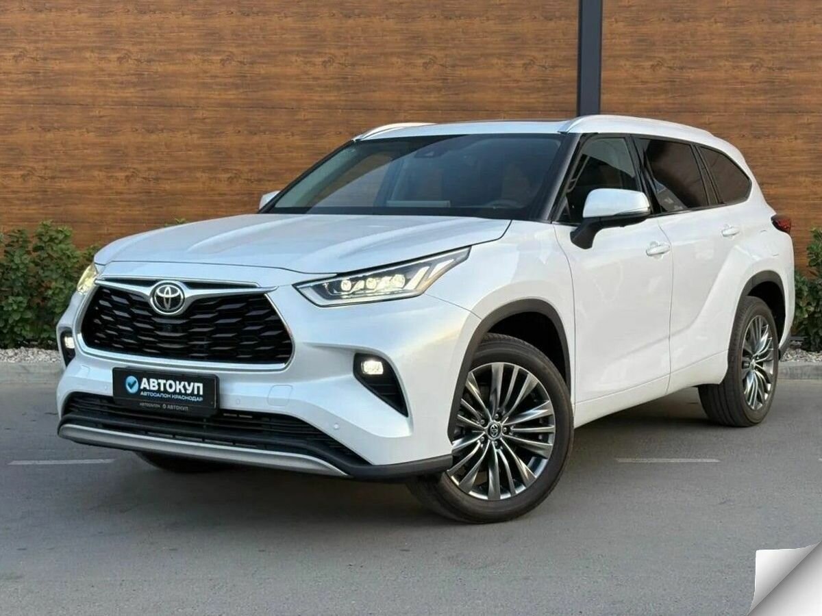 Toyota Highlander IV (XU70)