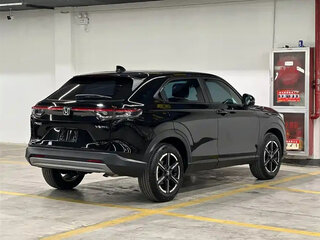 2024 Honda Vezel II Рестайлинг, чёрный, 2100888 рублей, вид 4