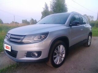 2013 Volkswagen Tiguan I Рестайлинг, серебристый, 1315000 рублей, вид 1