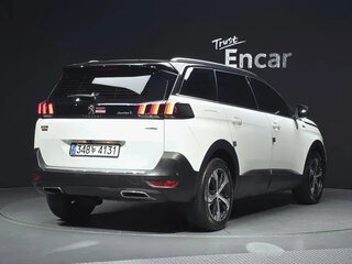 2022 Peugeot 5008 II Рестайлинг, белый, 1867008 рублей, вид 2