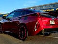 2018 Toyota Prius IV Рестайлинг (XW50), красный, 2700000 рублей - вид 4