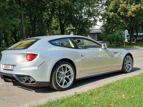 2014 Ferrari SP FFX: уникальный спортивный автомобиль с безупречными характеристиками