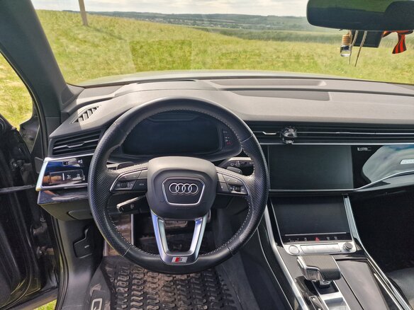 2020 Audi Q7 45 TDI II (4M) Рестайлинг, серый, 7100000 рублей - вид 8