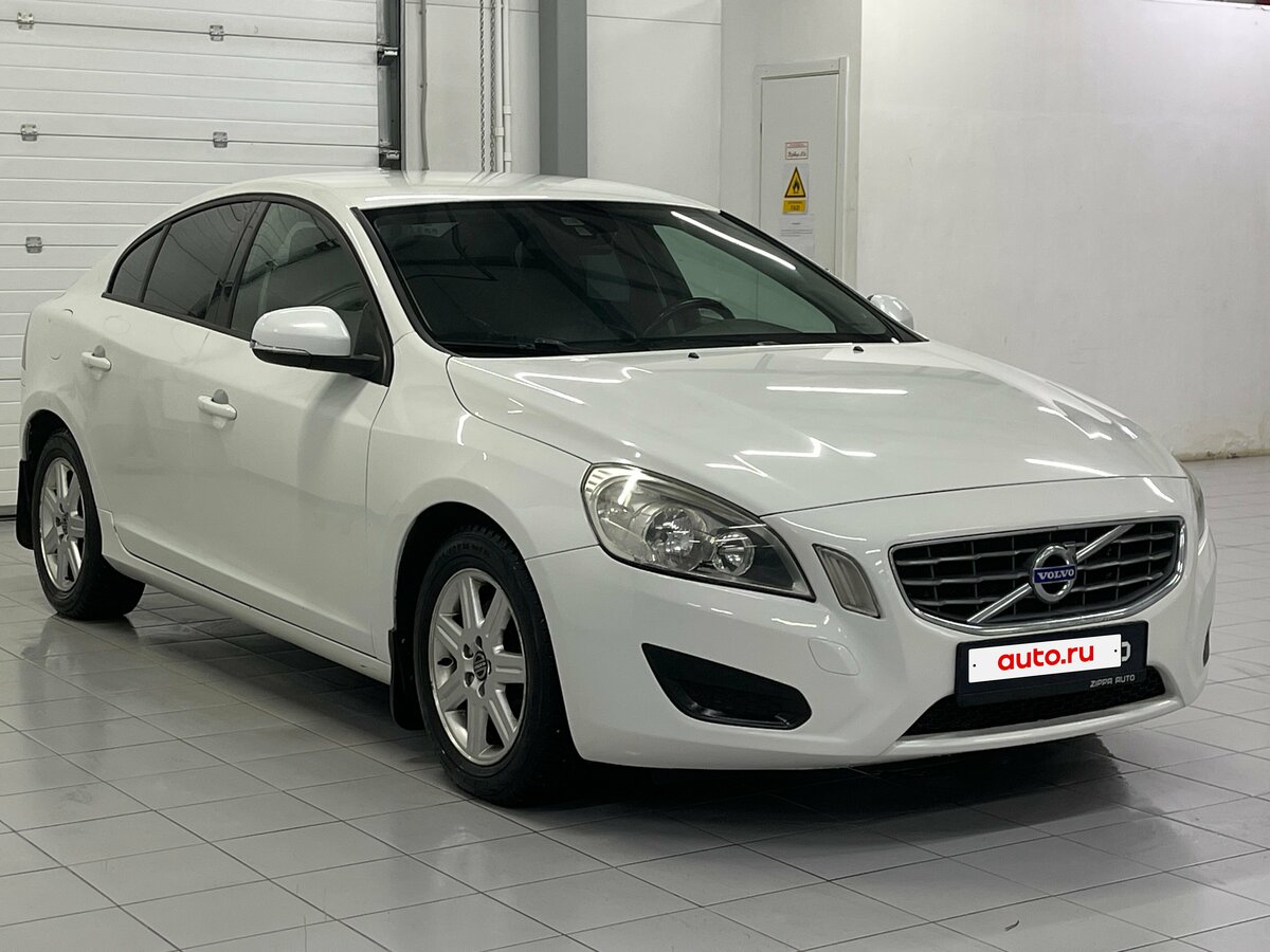 Volvo S60 II