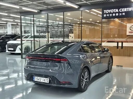 2025 Toyota Prius PHV V (XW60), серый, 4720311 рублей - вид 1