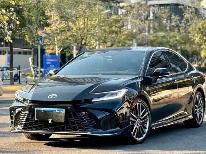 Toyota Camry IX (XV80) China Market