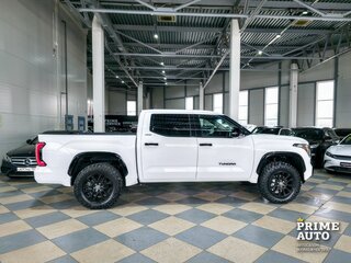 2021 Toyota Tundra Double Cab III, белый, 8139000 рублей, вид 4