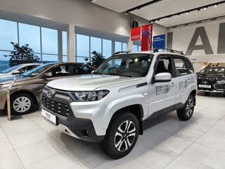 2025 Lada (ВАЗ) Niva Travel I, серебристый, 1783000 рублей, вид 1