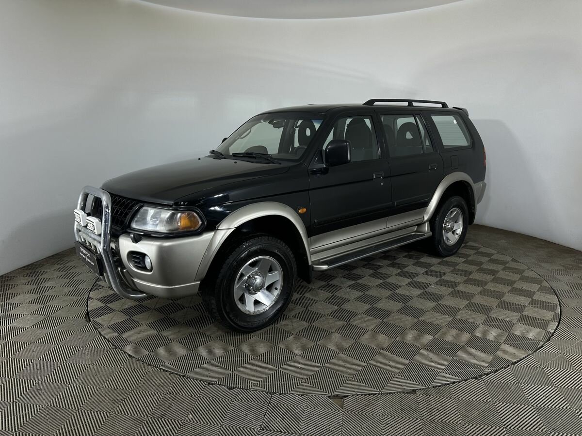 Mitsubishi Pajero Sport I