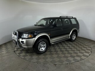 Mitsubishi Pajero Sport I